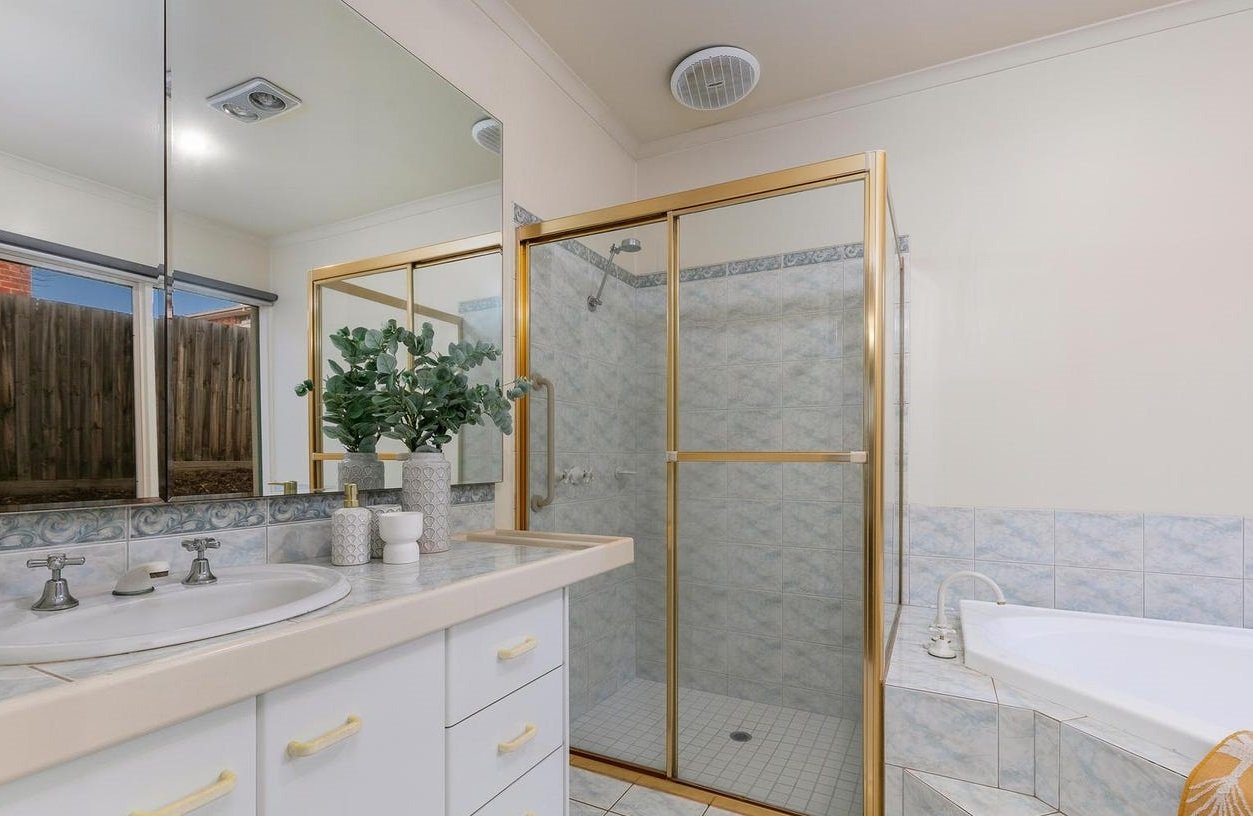 8 Chestnut Court, Doncaster&nbsp;East image 9