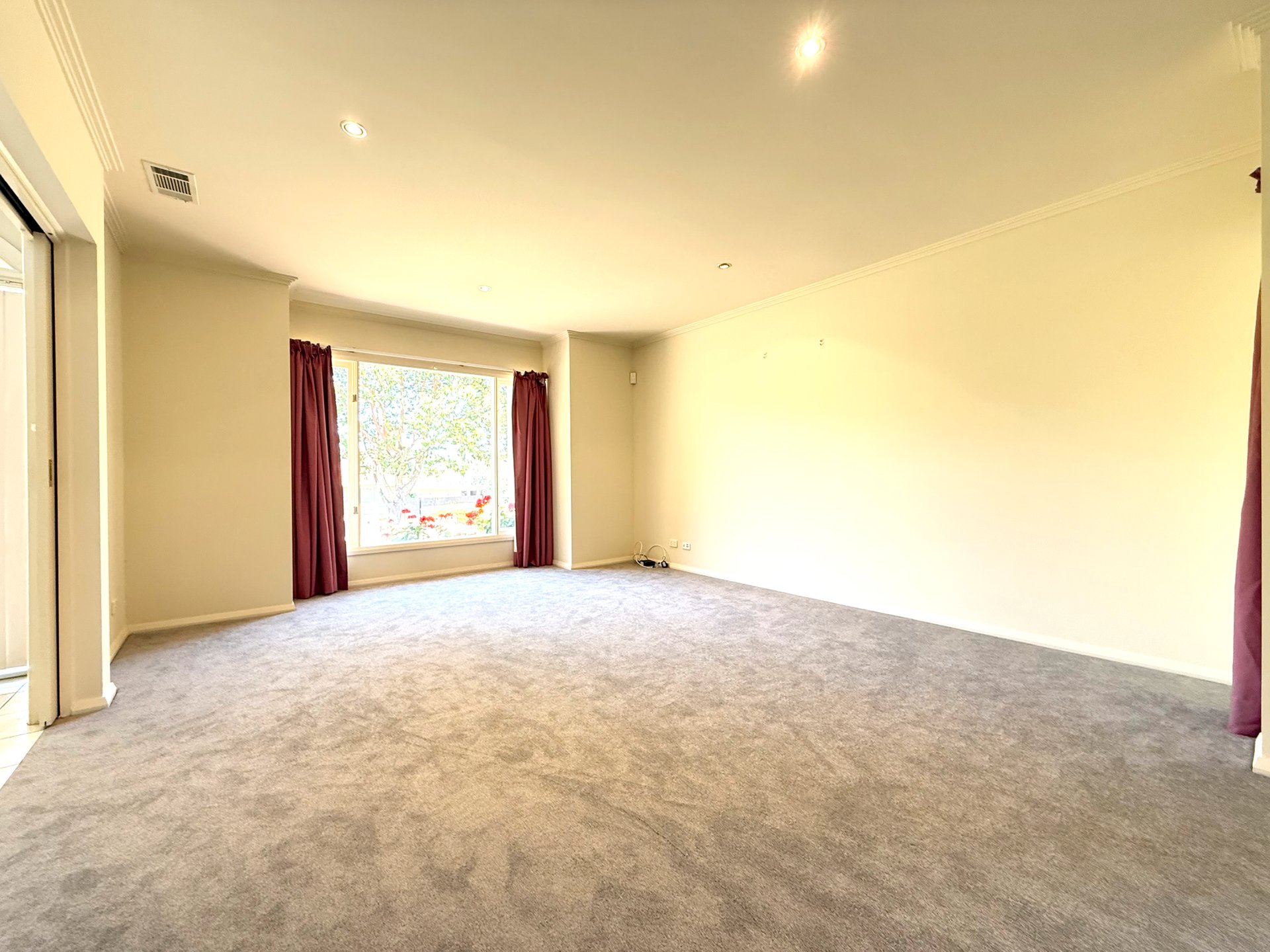 8 Chestnut Court, Doncaster&nbsp;East image 5