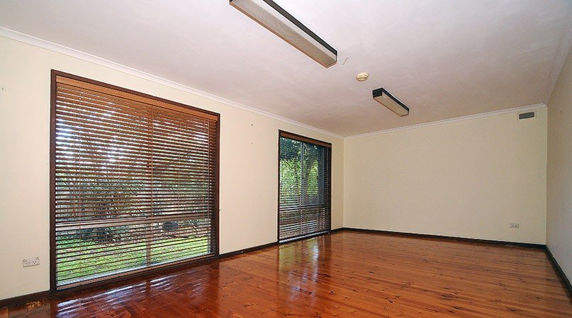 8 Chiara Court, Glen&nbsp;Waverley image 2