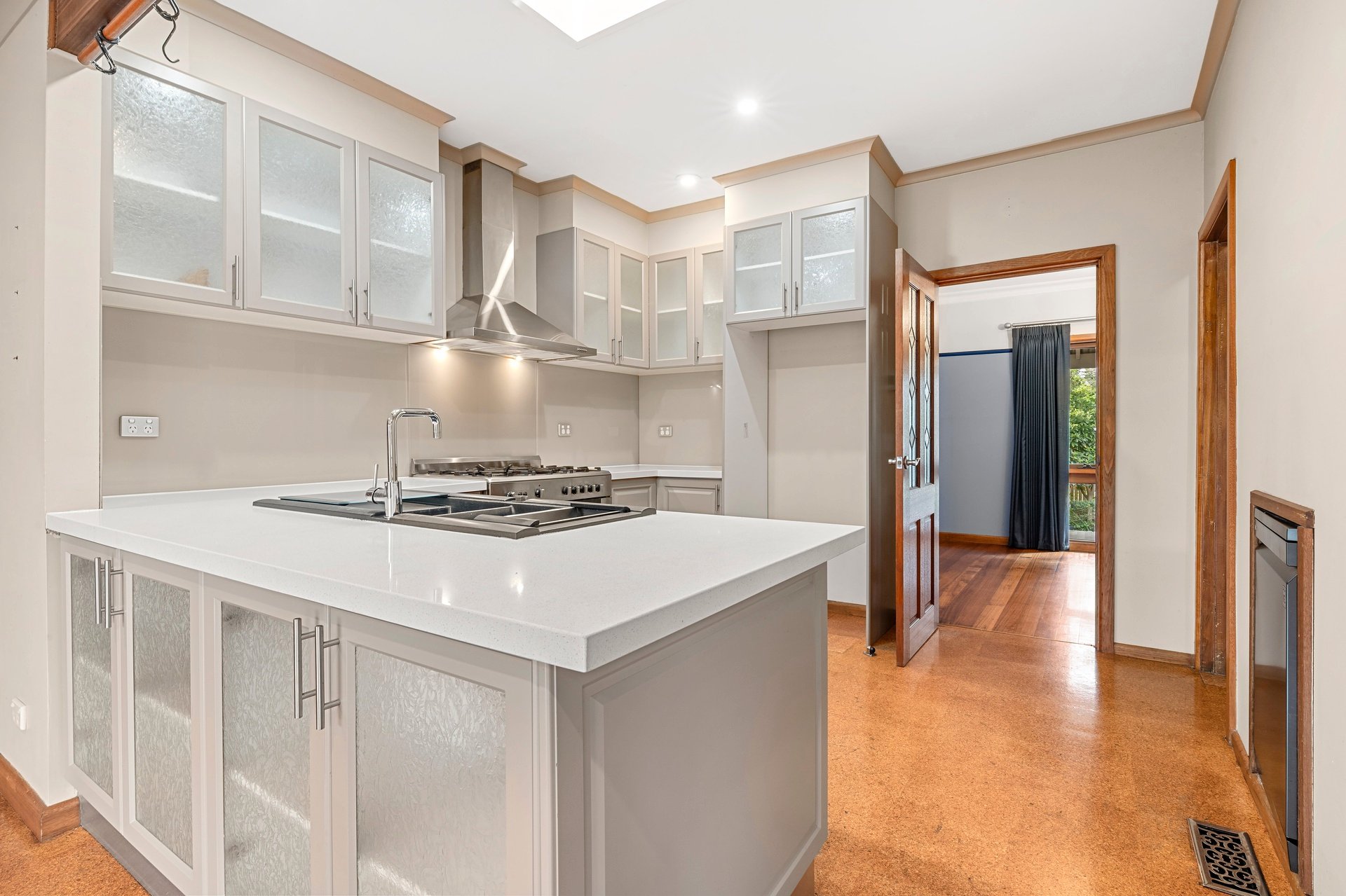 8 Closter Avenue, Nunawading image 3