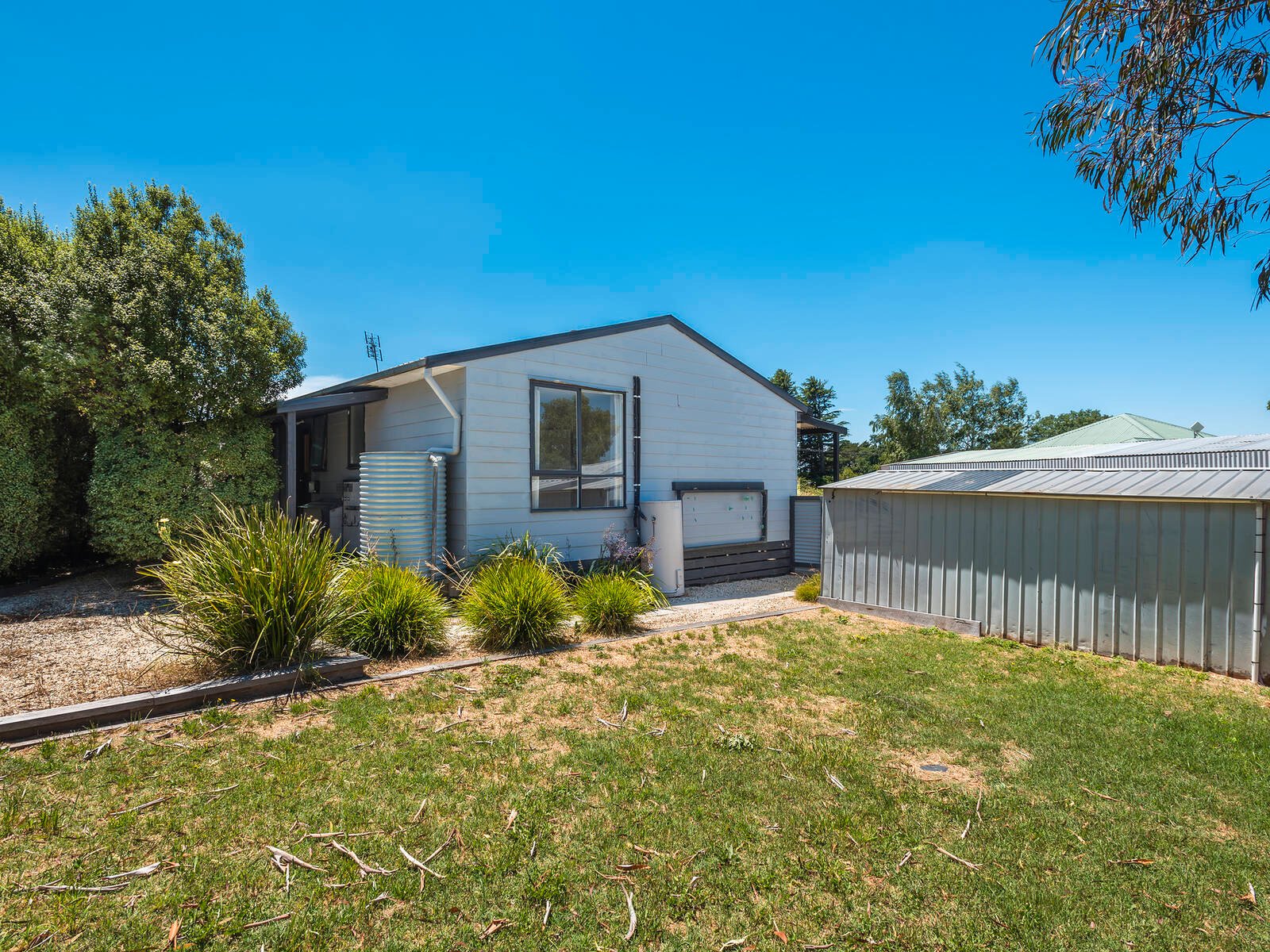 Property Gallery Thumbnail 9