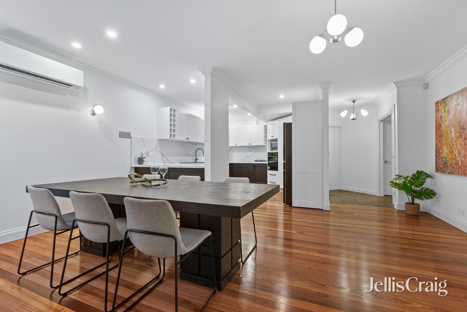 8 Cole Close, Burwood&nbsp;East image 4