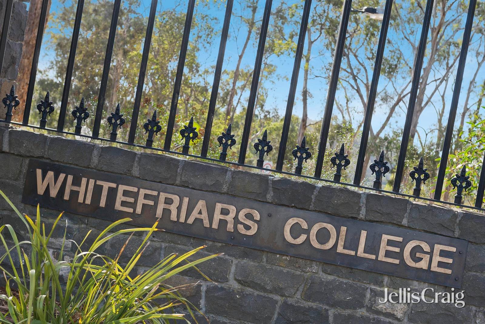 8 Conway Avenue, Donvale image 25