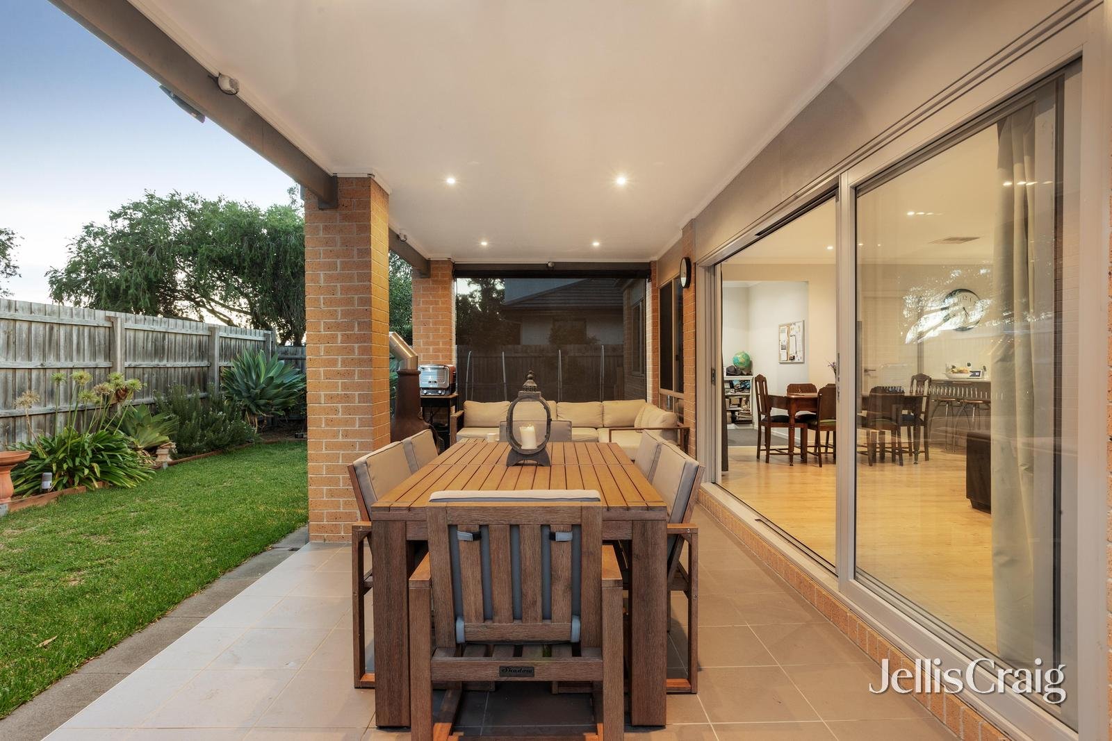 8 Cooma Street, Moorabbin image 12