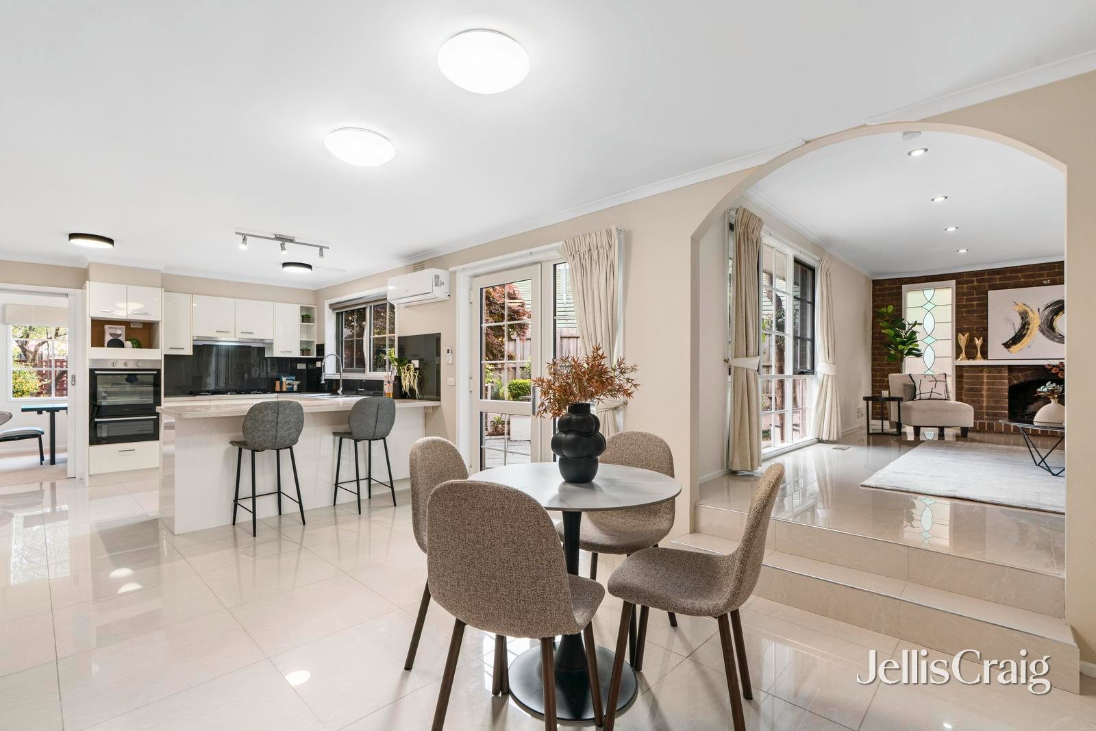 8 Copnal Court, Glen&nbsp;Waverley image 8