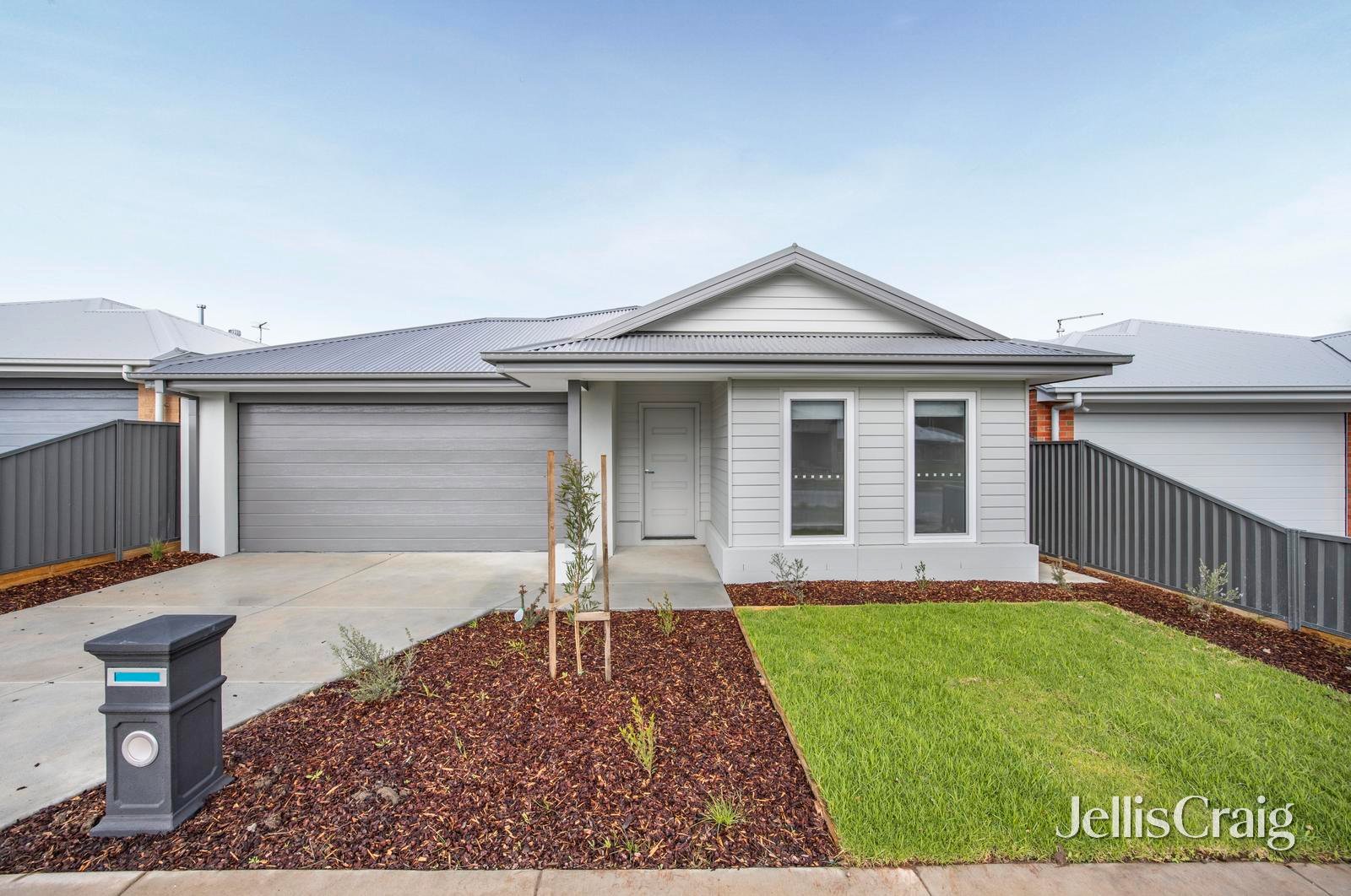 8 Coppleson Street, Bonshaw image 1