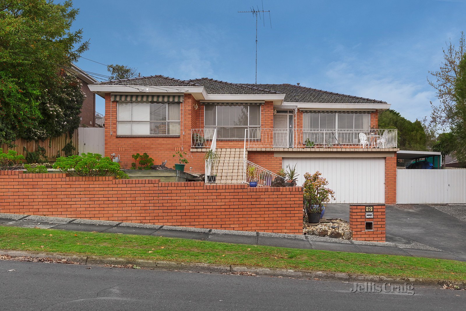 8 Corroboree Place, Templestowe Lower image 6