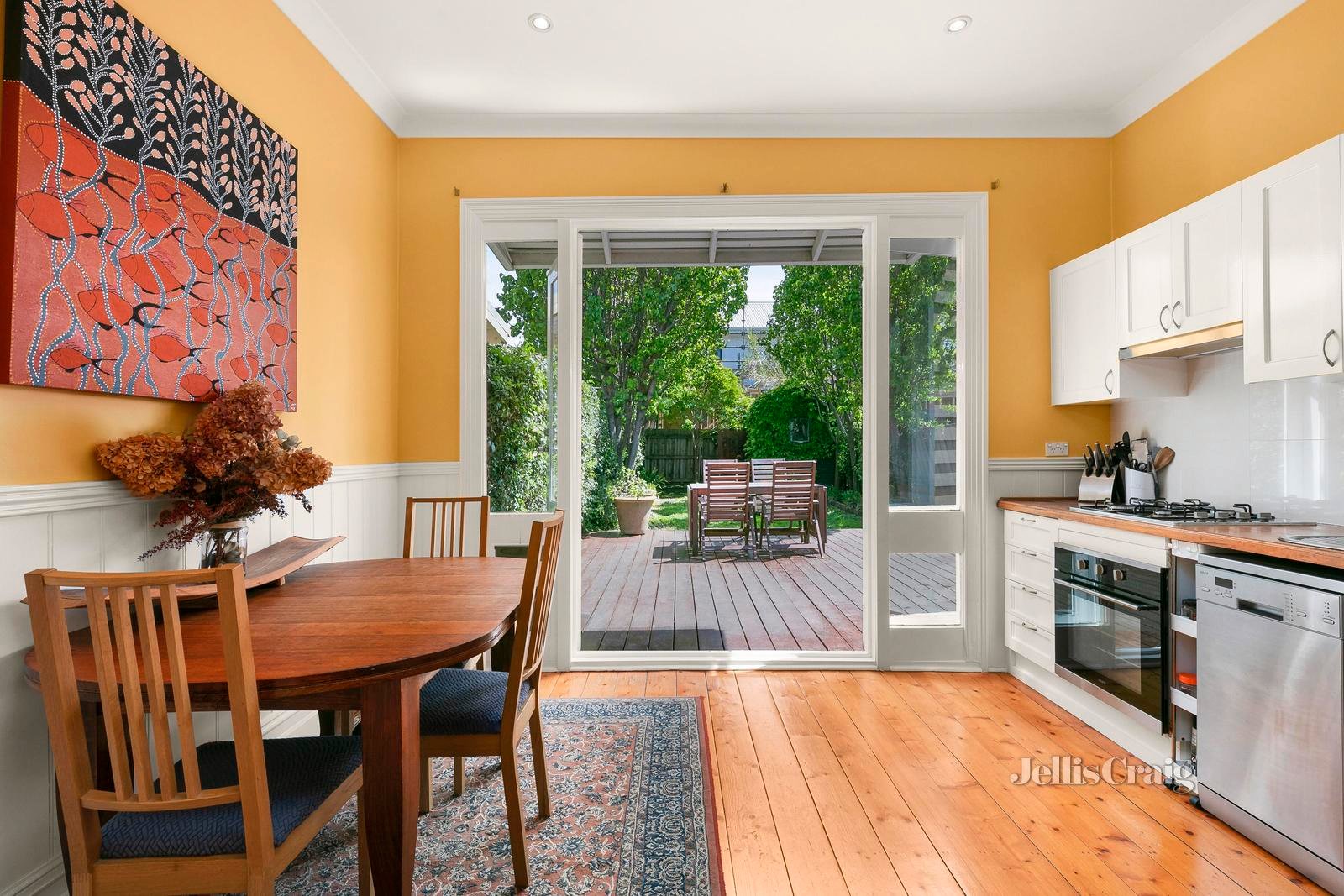 8 Courtis Street, Williamstown image 5