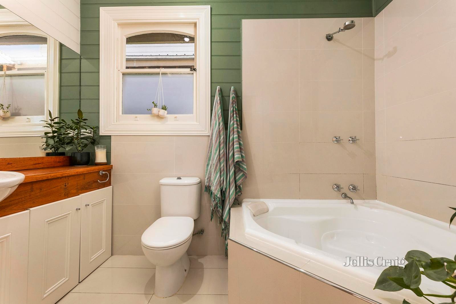 8 Courtis Street, Williamstown image 9
