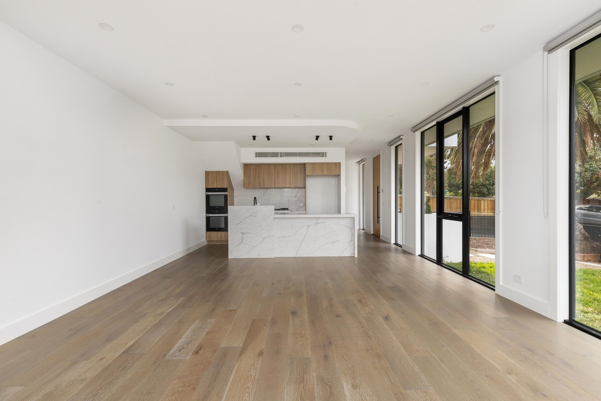 8 Cowra Street, Brighton image 4