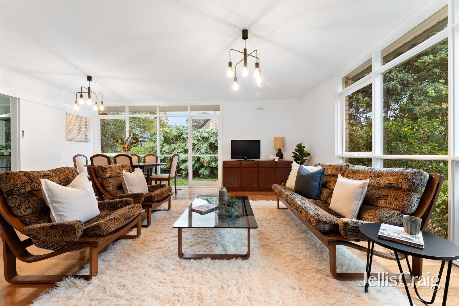 8 Crimson Avenue, Blackburn&nbsp;South image 2