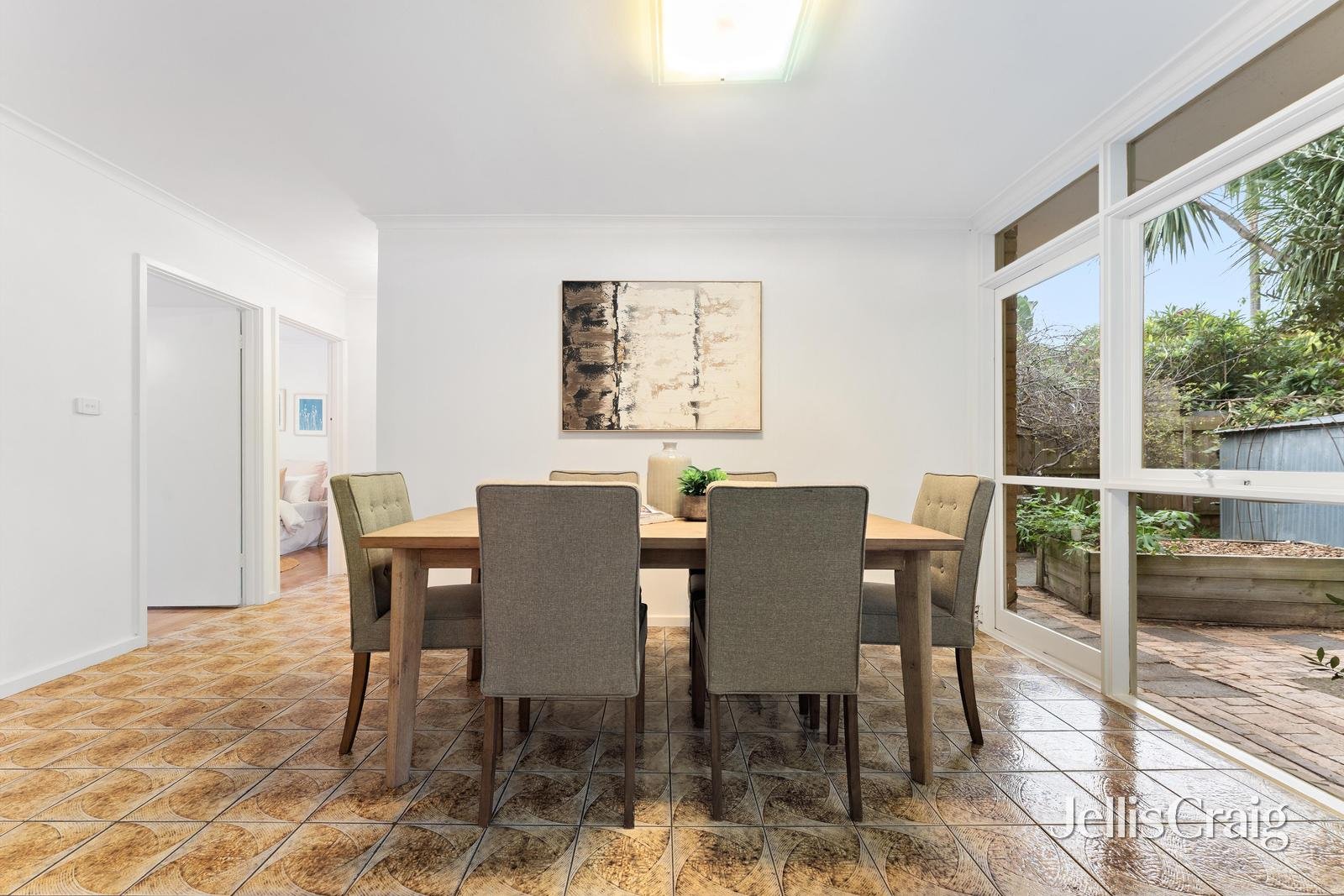 8 Crimson Avenue, Blackburn&nbsp;South image 8