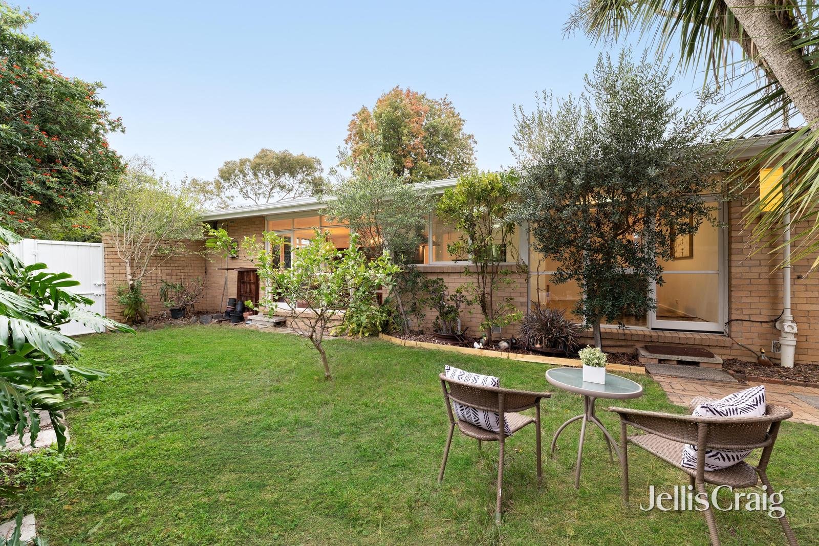 8 Crimson Avenue, Blackburn&nbsp;South image 13