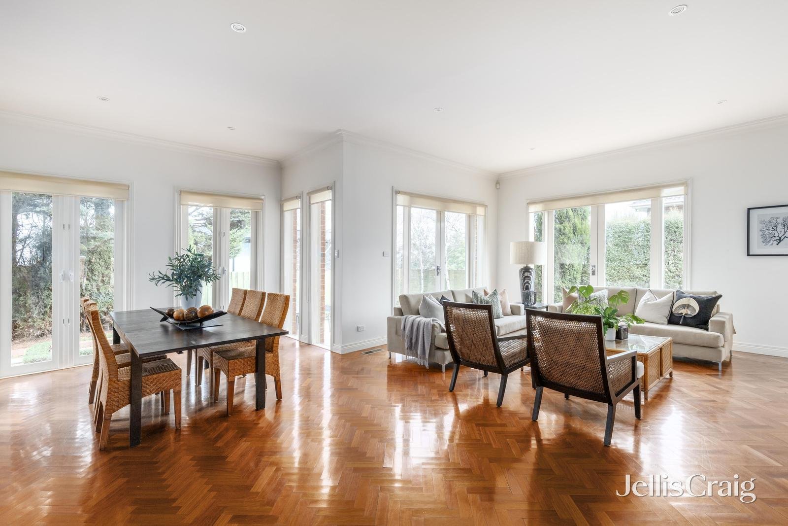 8 Crown Avenue, Camberwell image 7