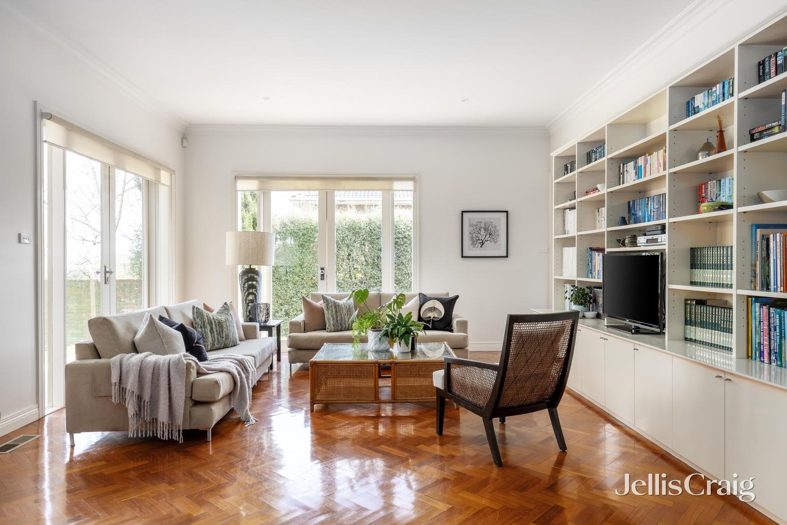 8 Crown Avenue, Camberwell image 10