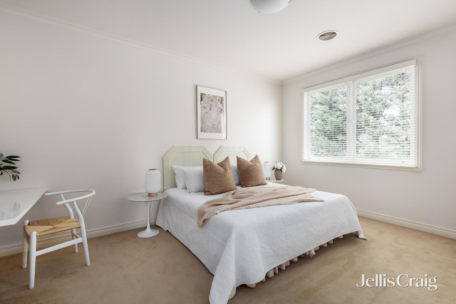 8 Crown Avenue, Camberwell image 13