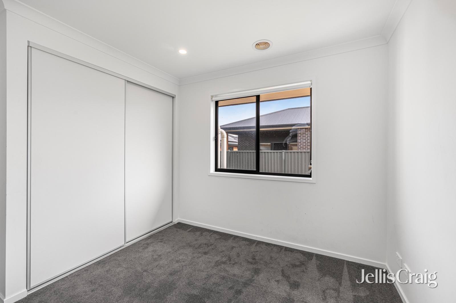8 Crowther Drive, Lucas image 7