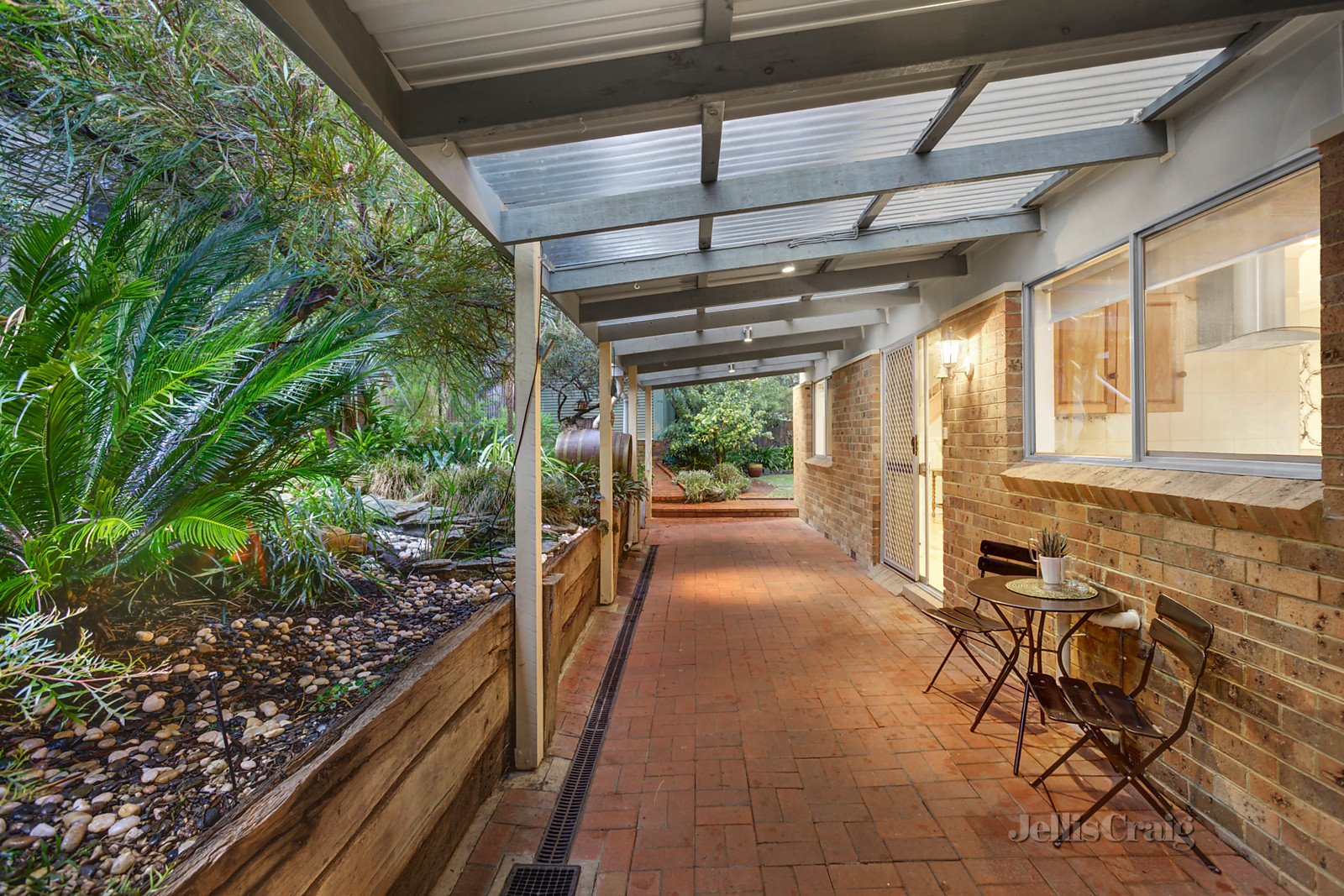 8 Cygnet Court, Eltham image 4