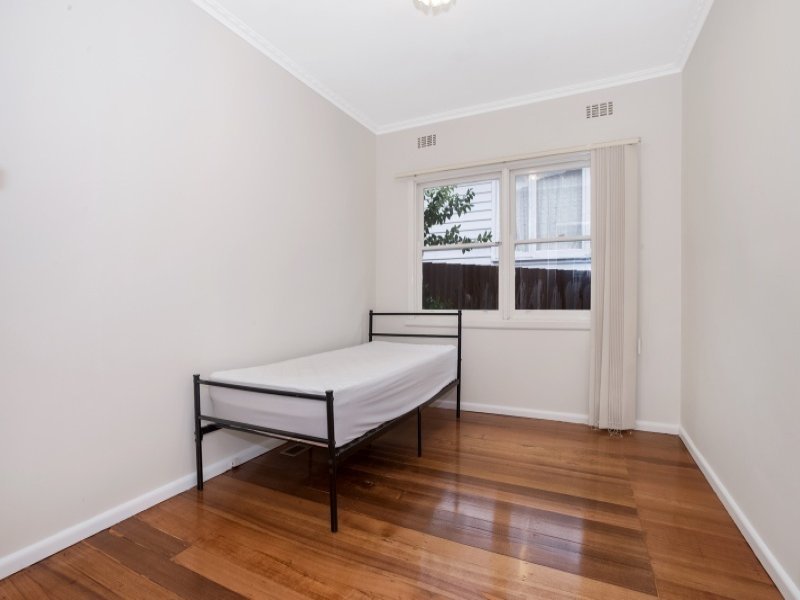 8 Cypress Avenue, Burwood image 7