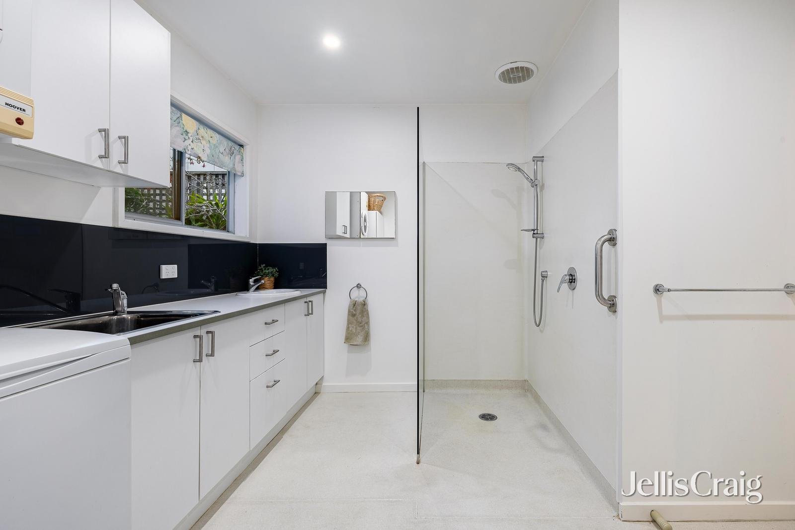 8 Daly Road, Sandringham image 11