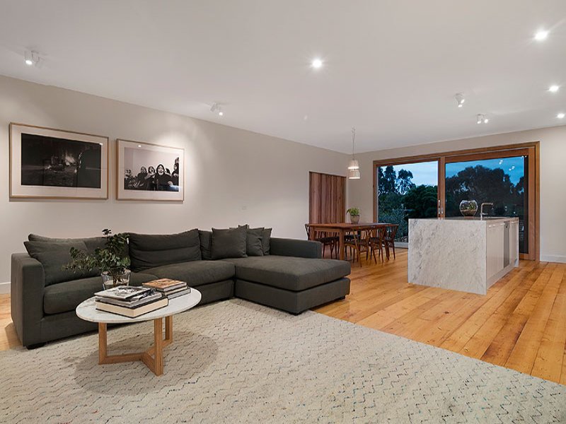 8 Dane Street, Box Hill North image 4