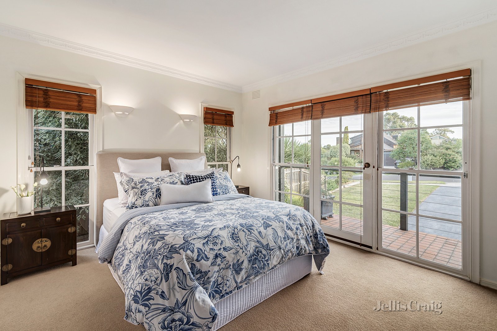 8 Dewpond Court, Templestowe image 6