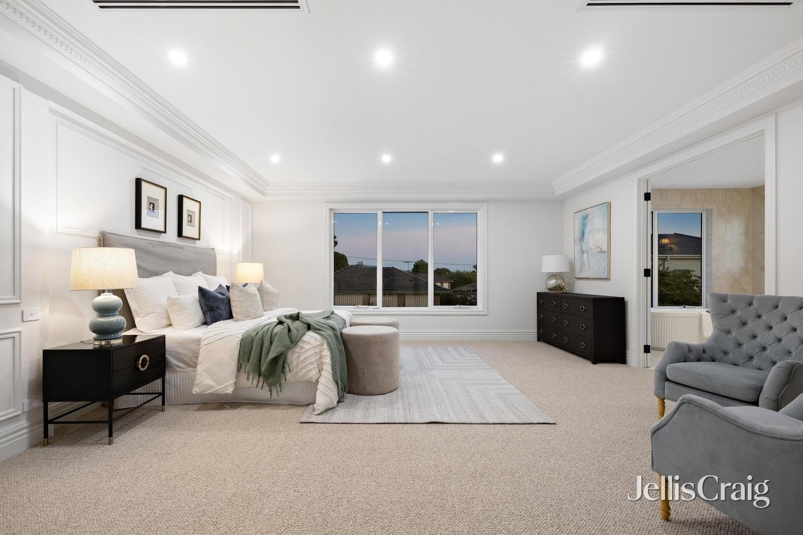 8 Diamond Avenue, Glen&nbsp;Waverley image 20