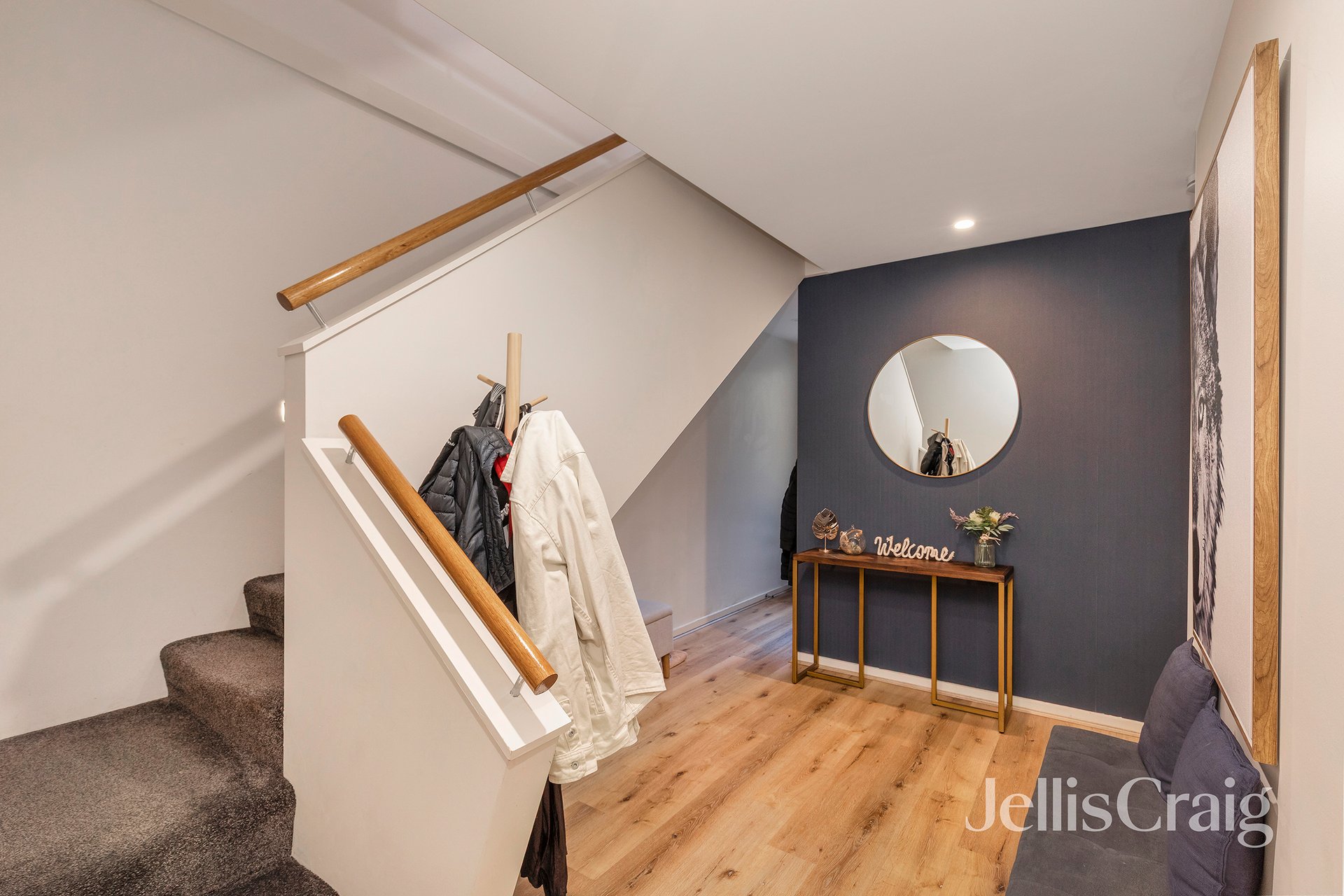 8 Diamond Boulevard, Greensborough image 10