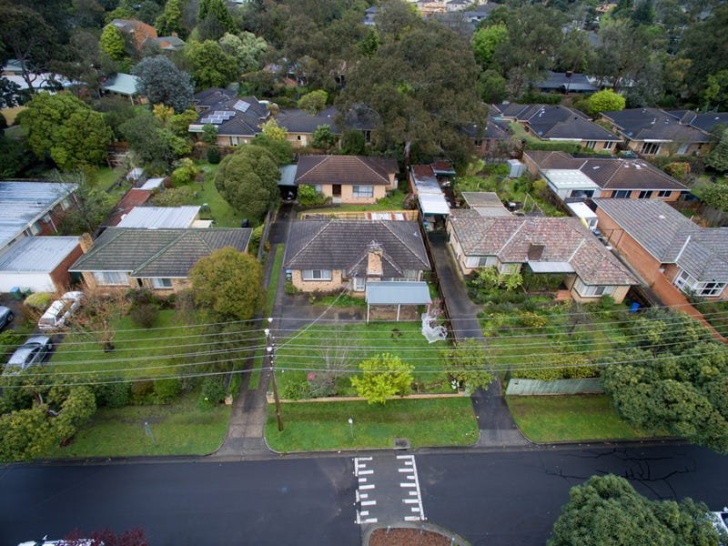 8 Dickson Crescent, Ringwood North image 1