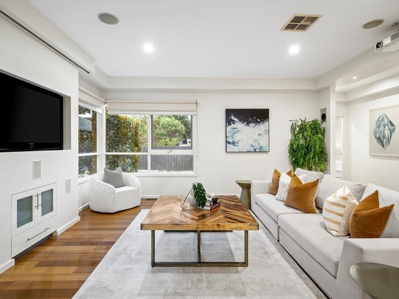 Property Gallery Thumbnail 3