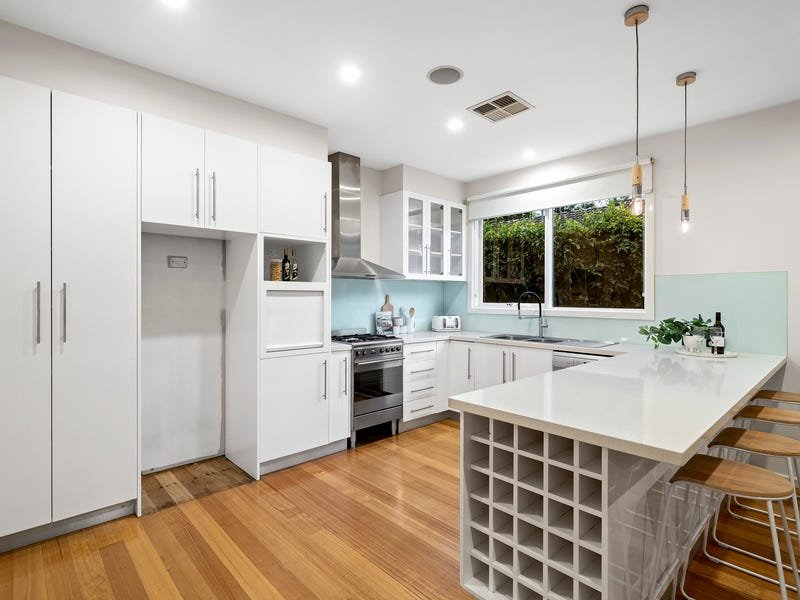 Property Gallery Thumbnail 6