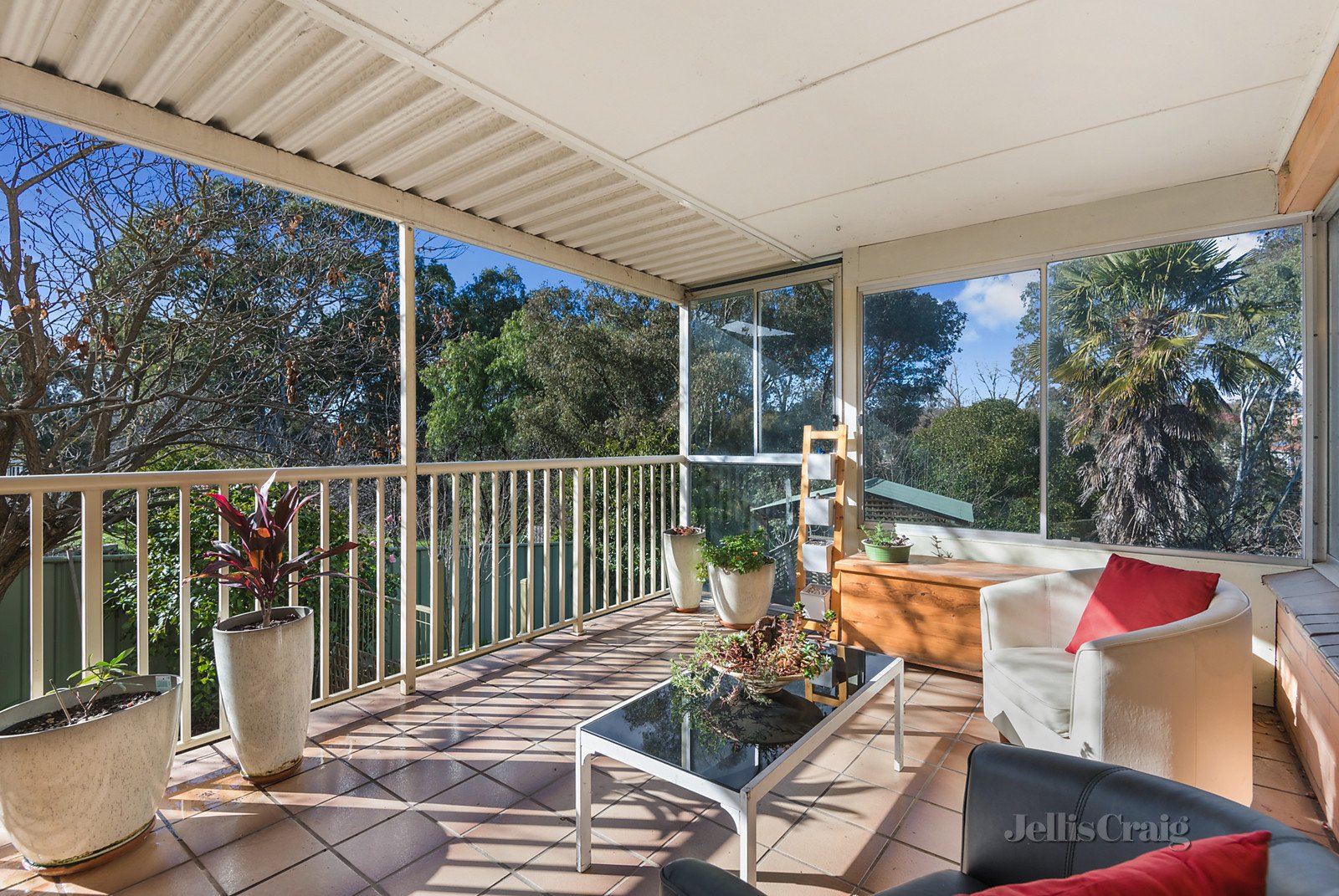 8 Douglas Crescent, Castlemaine image 9