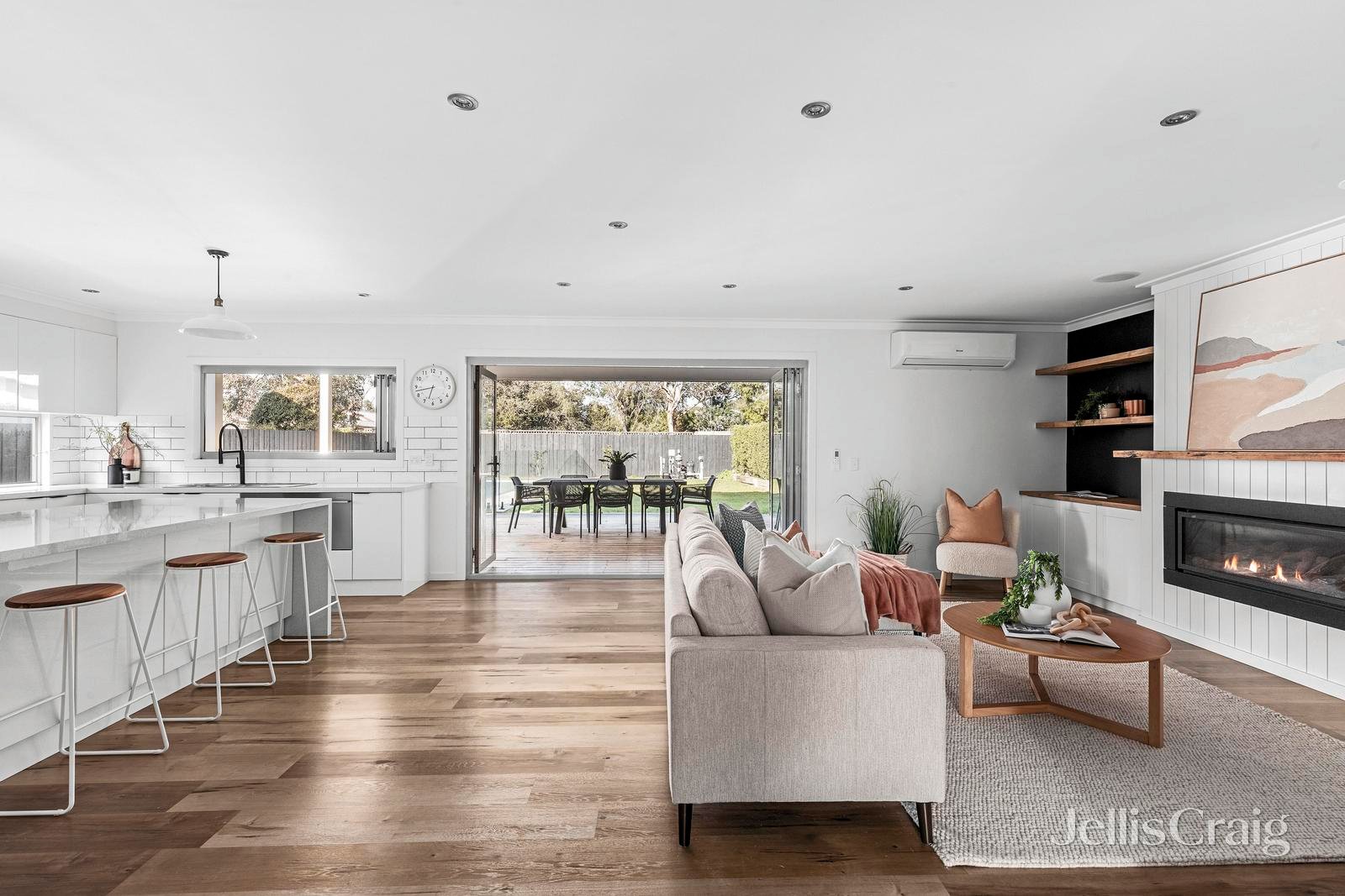 8 Dudley Court, Barwon Heads image 2
