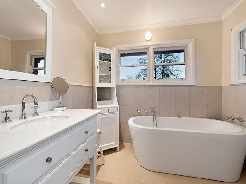 8 Duggan Street, Balwyn North image 6