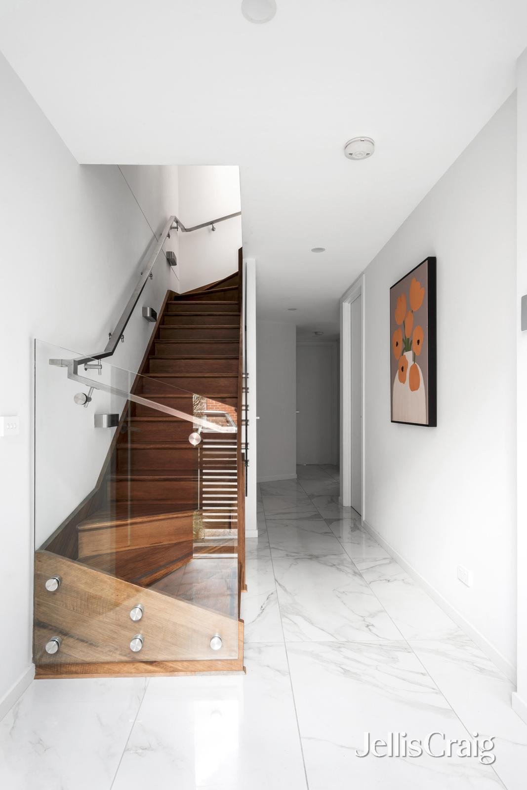 8 Eastbourne Street, Prahran image 8