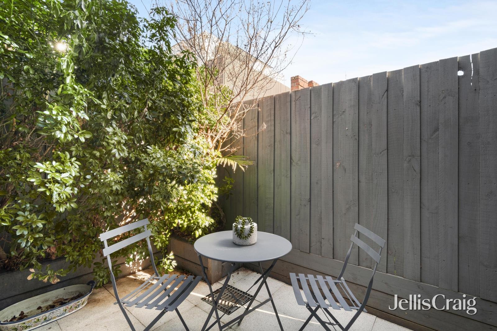 8 Eastbourne Street, Prahran image 11