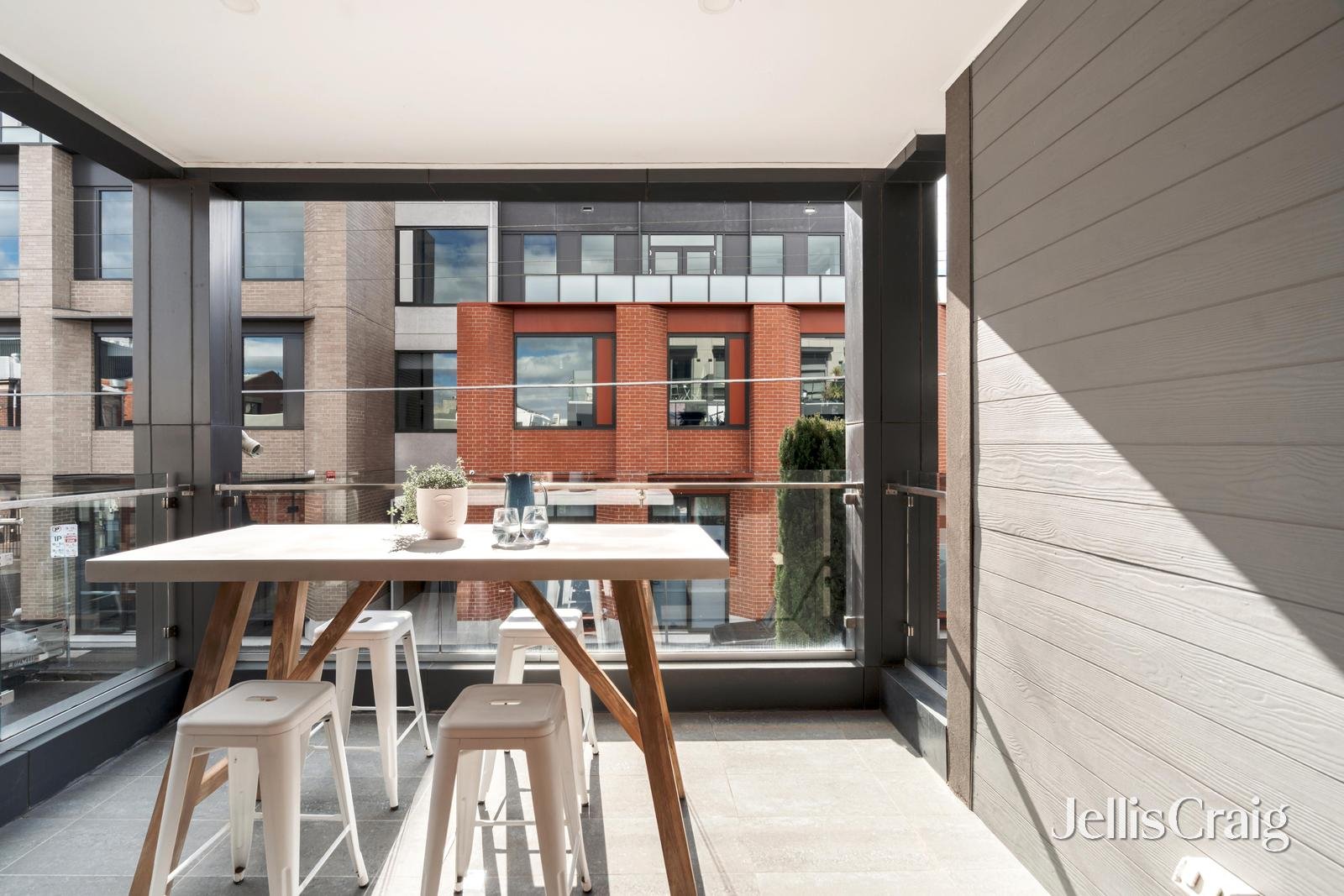8 Eastbourne Street, Prahran image 17