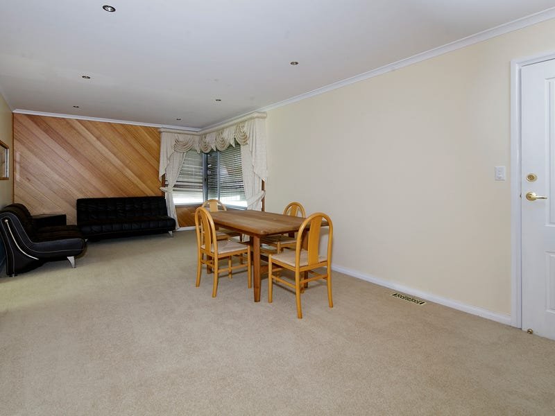 Property Gallery Thumbnail 3