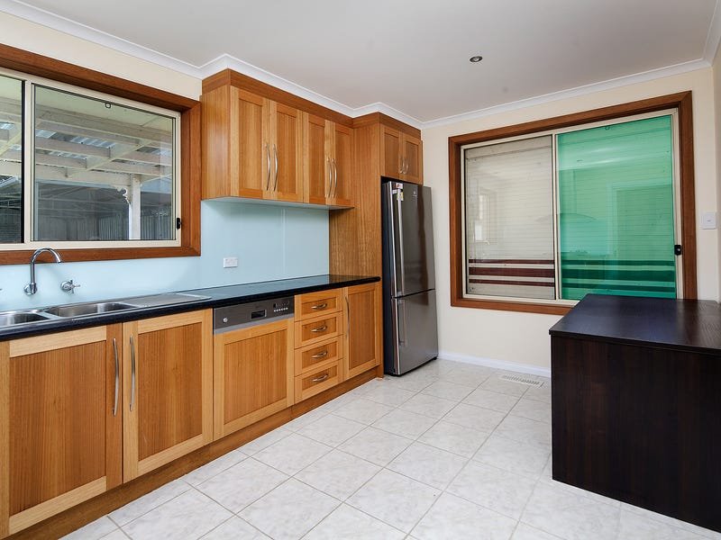Property Gallery Thumbnail 6
