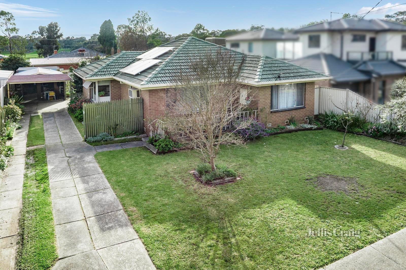 8 Epping Street, Hadfield image 11