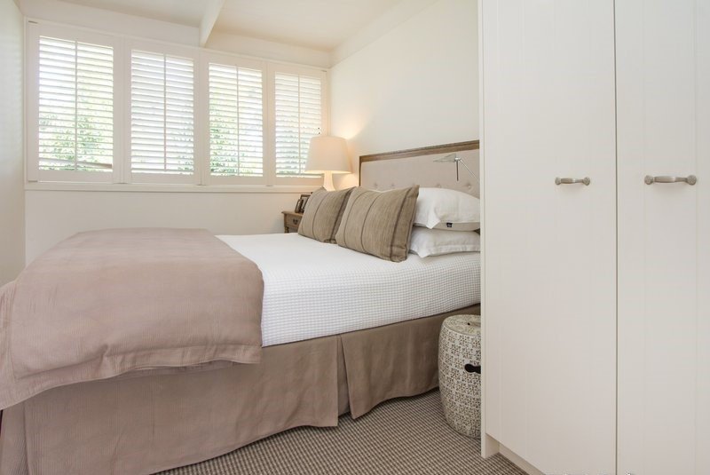 8 Ernest Court, Portsea image 6