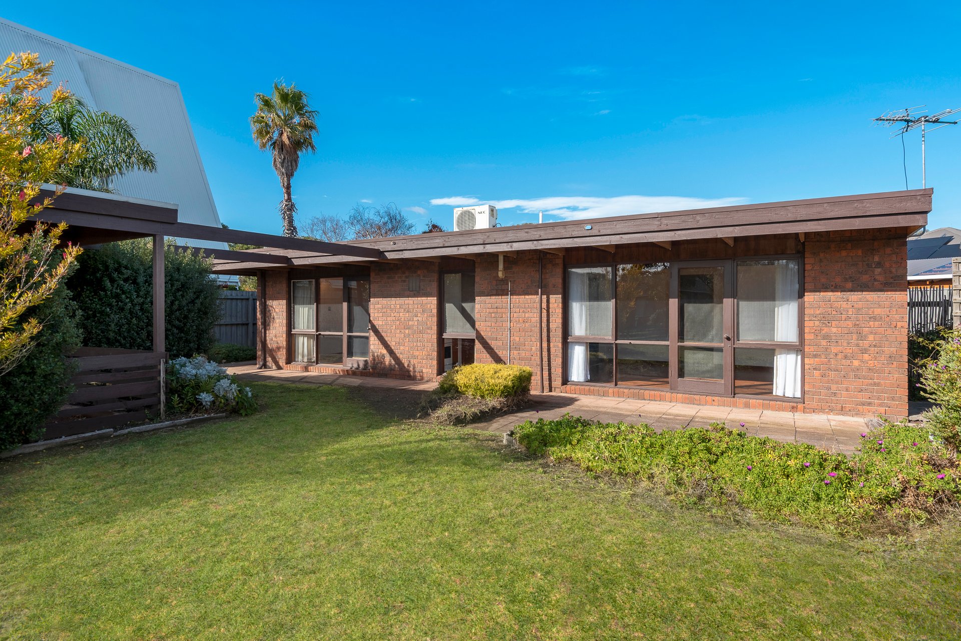 8 Ethel Ct  Point Lonsdale