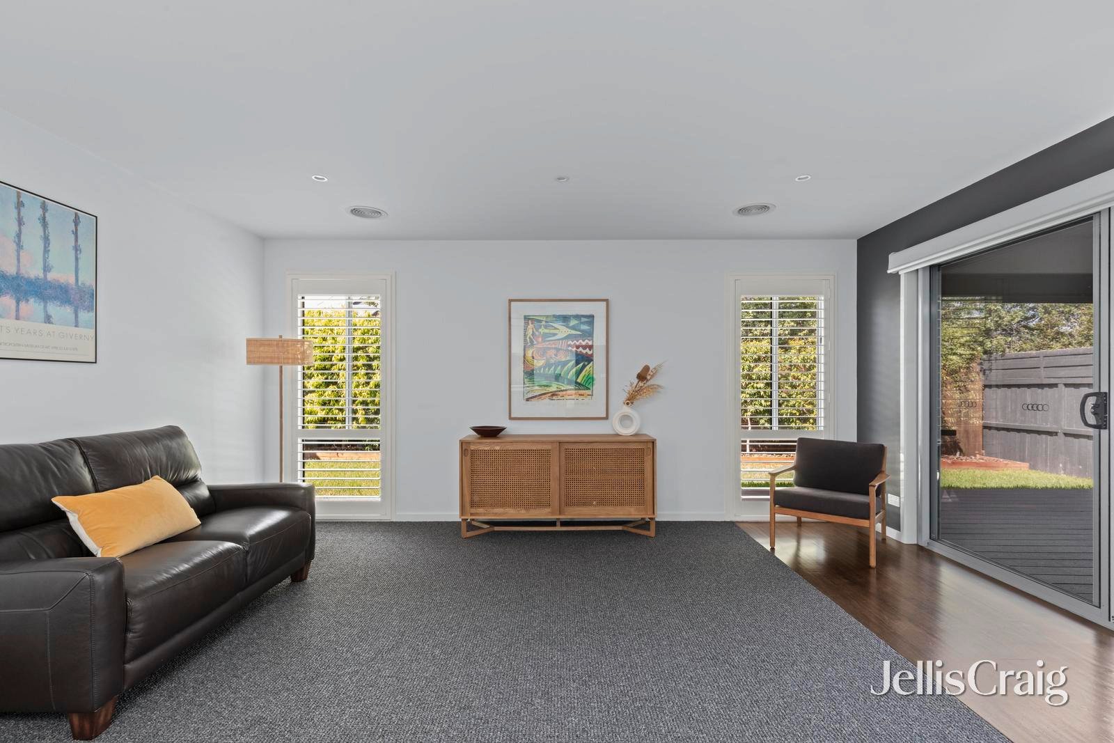 8 Everglade Street, Leopold image 2