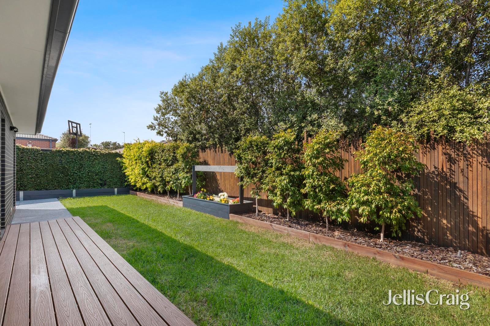 8 Everglade Street, Leopold image 9