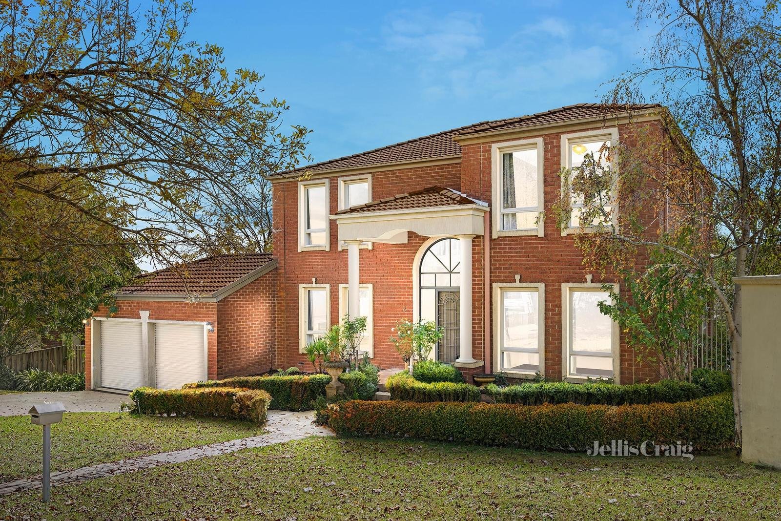 8 Eyton Close, Chirnside Park image 1