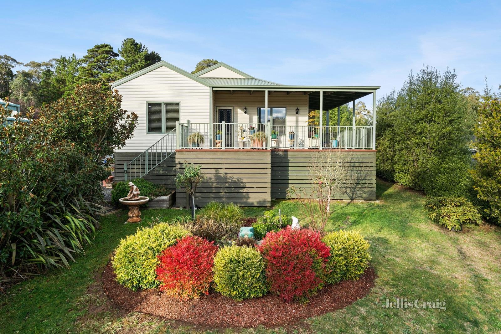 8 Faheys Road, Gordon image 2