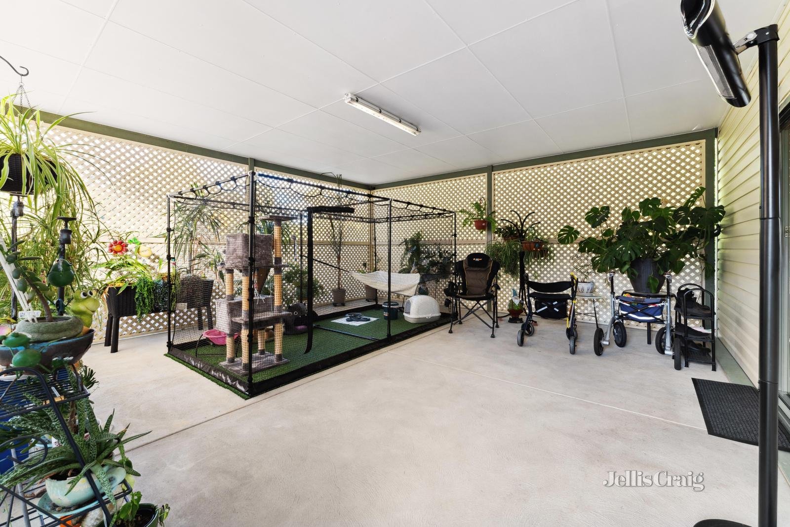 8 Faheys Road, Gordon image 6
