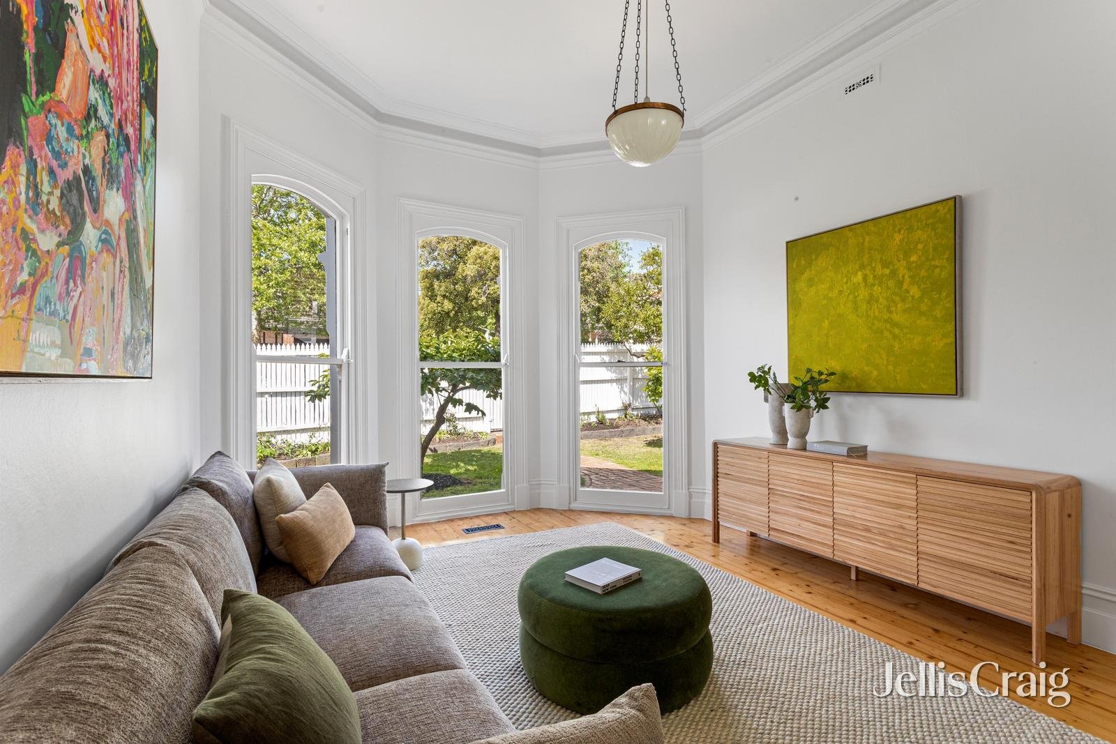 8 Fairholm Grove, Camberwell image 5