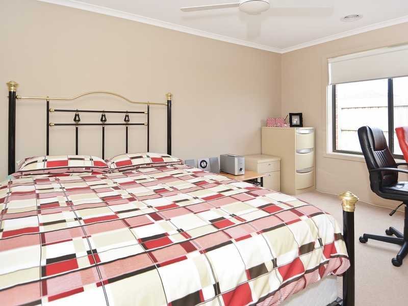 8 Farmland Lane, Leopold image 7