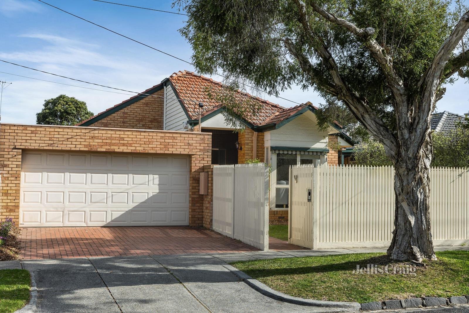 8 Filbert Street, Caulfield South image 1